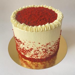 Comprar Torta Red Velvet Con Crema De Queso en Santiago de Chile ❤️