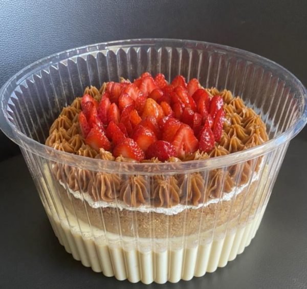 comprar torta tres leches con fresas o frutillas, tienda online de postres venezolanos en santiago de chile