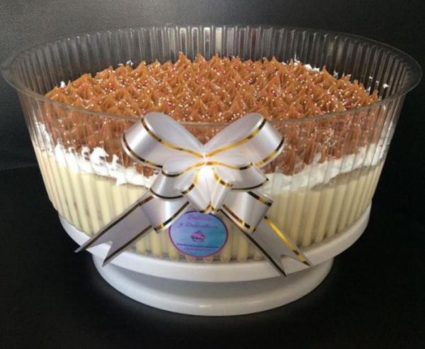 comprar torta tres leches con merengue y manjar o arequipe, tienda online de postres venezolanos en santiago de chile